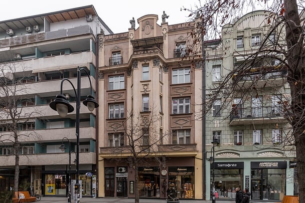 Станбена зграда на фамилија Настеви